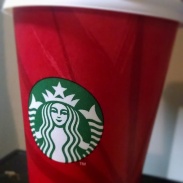 Starbucks-red-cup-holidays-christmas