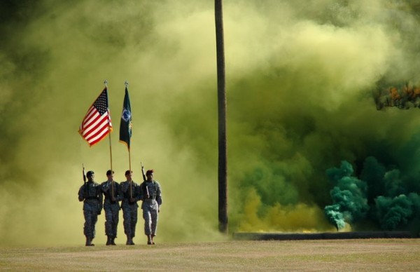 US-U.S.-army-explosion-american-flag-oil